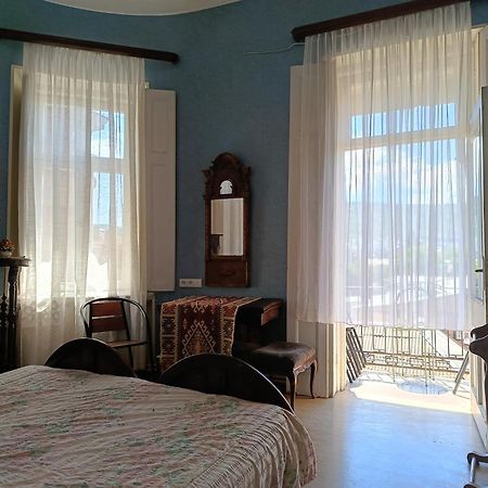 Guest House Irina Tbilisi Exterior foto