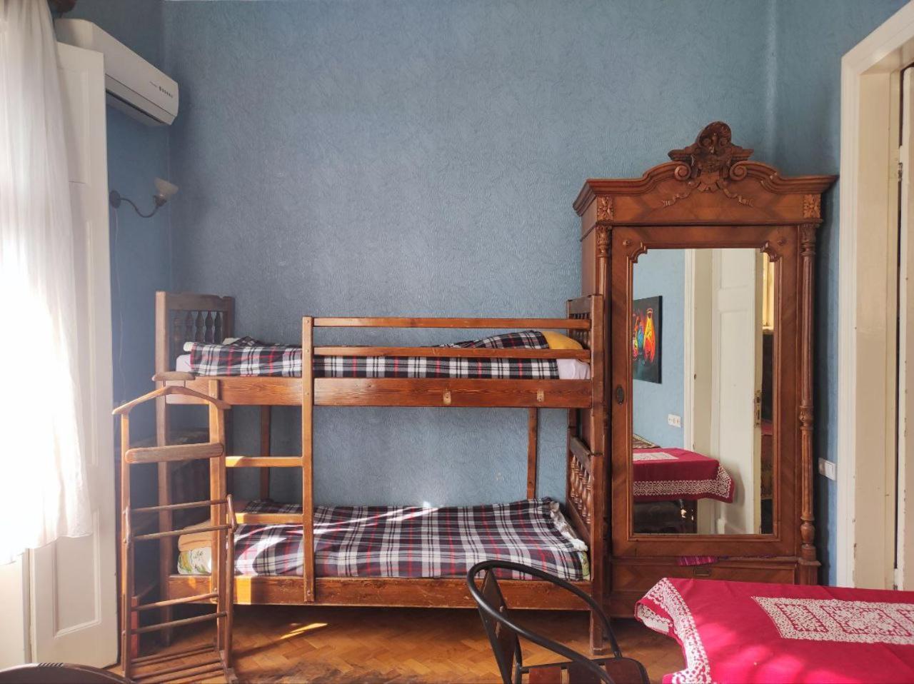 Guest House Irina Tbilisi Quarto foto