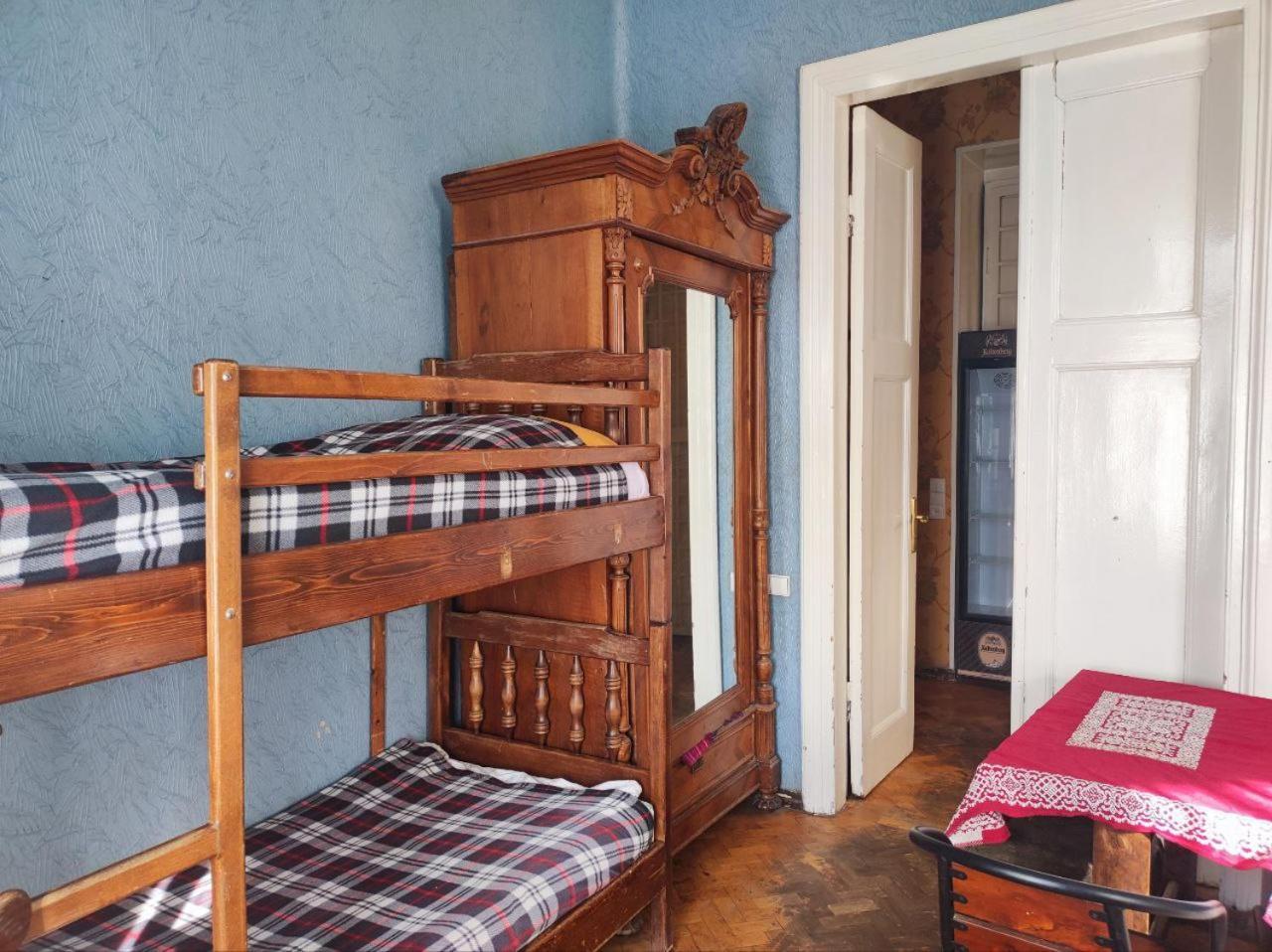 Guest House Irina Tbilisi Quarto foto